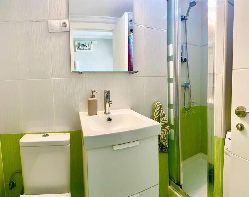 Apartamento Linda Apartman Torremolinos Kültér fotó
